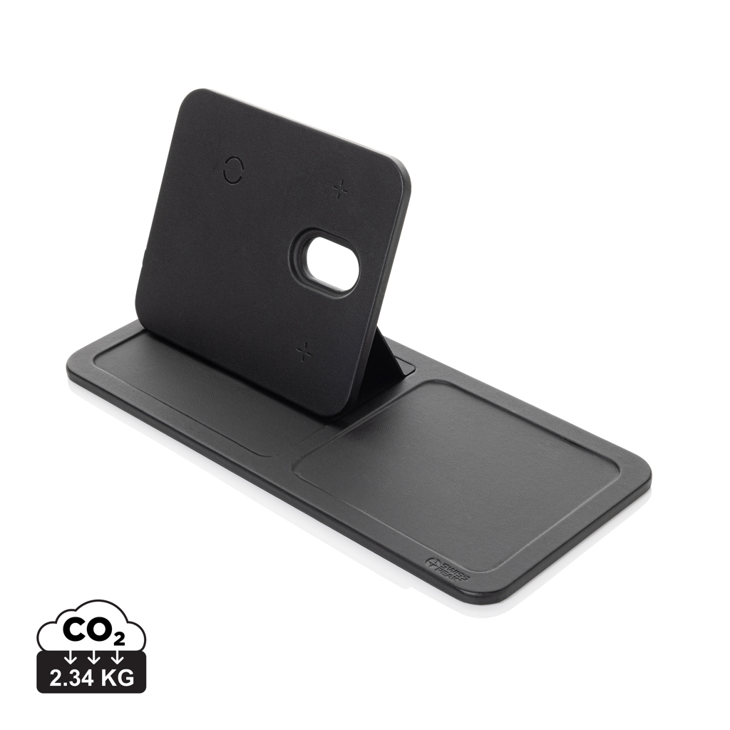 [KX090636] Chargeur de bureau 3 en 1 en PU recyclé RCS Swiss Peak
