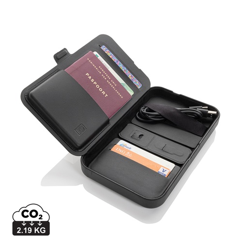[KX090637] Étui de voyage avec chargeur 3 en 1 en PU RCS Swiss Peak